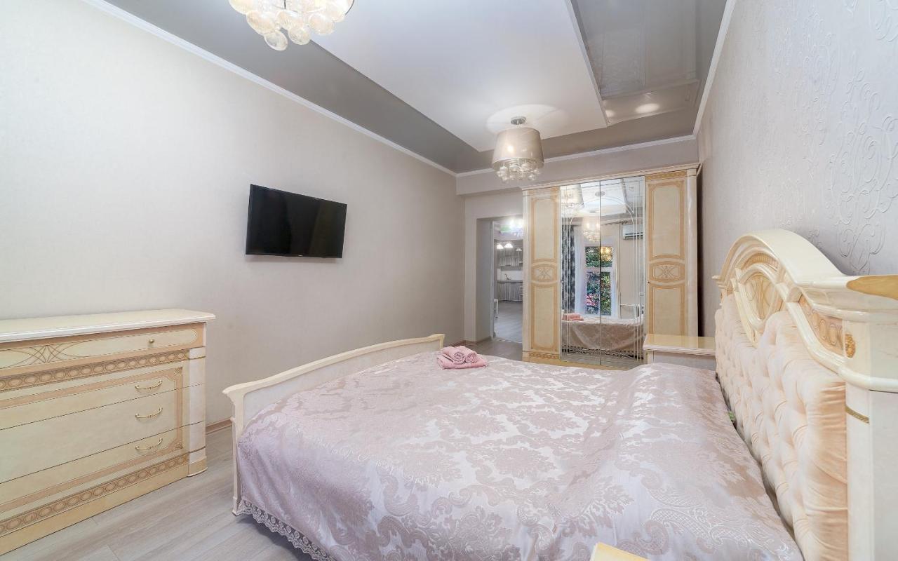 Apartments Deribasovskaya Odessa Extérieur photo